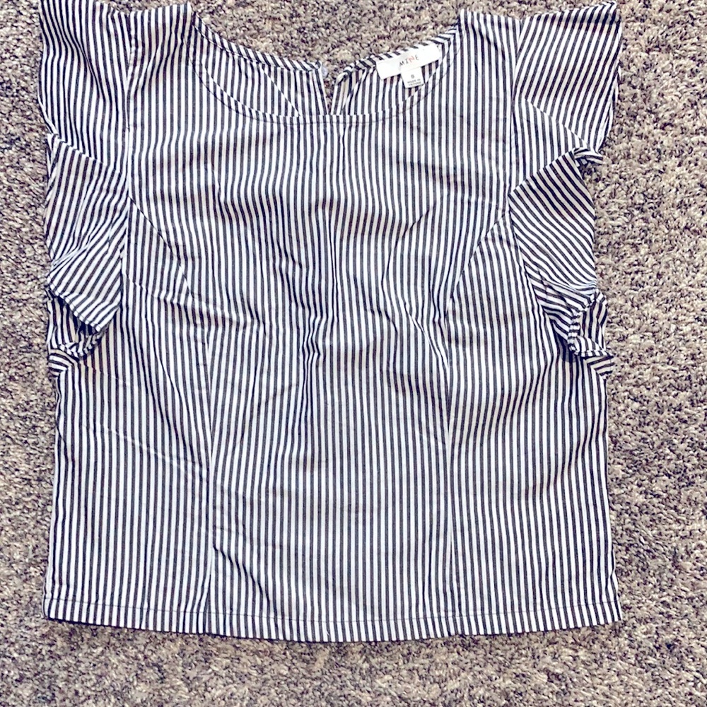 Fitted crop, striped top